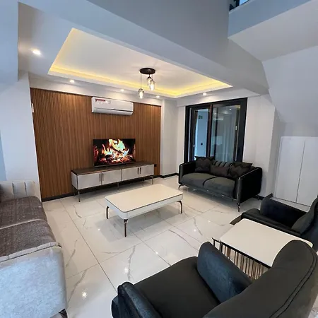 Zeyno Apartment Fethiye